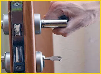 Metro Locksmith Services Kansas City, MO 816-479-0691 Metro Locksmith Services Kansas City, MO 816-479-0691 - 7-lock-installation